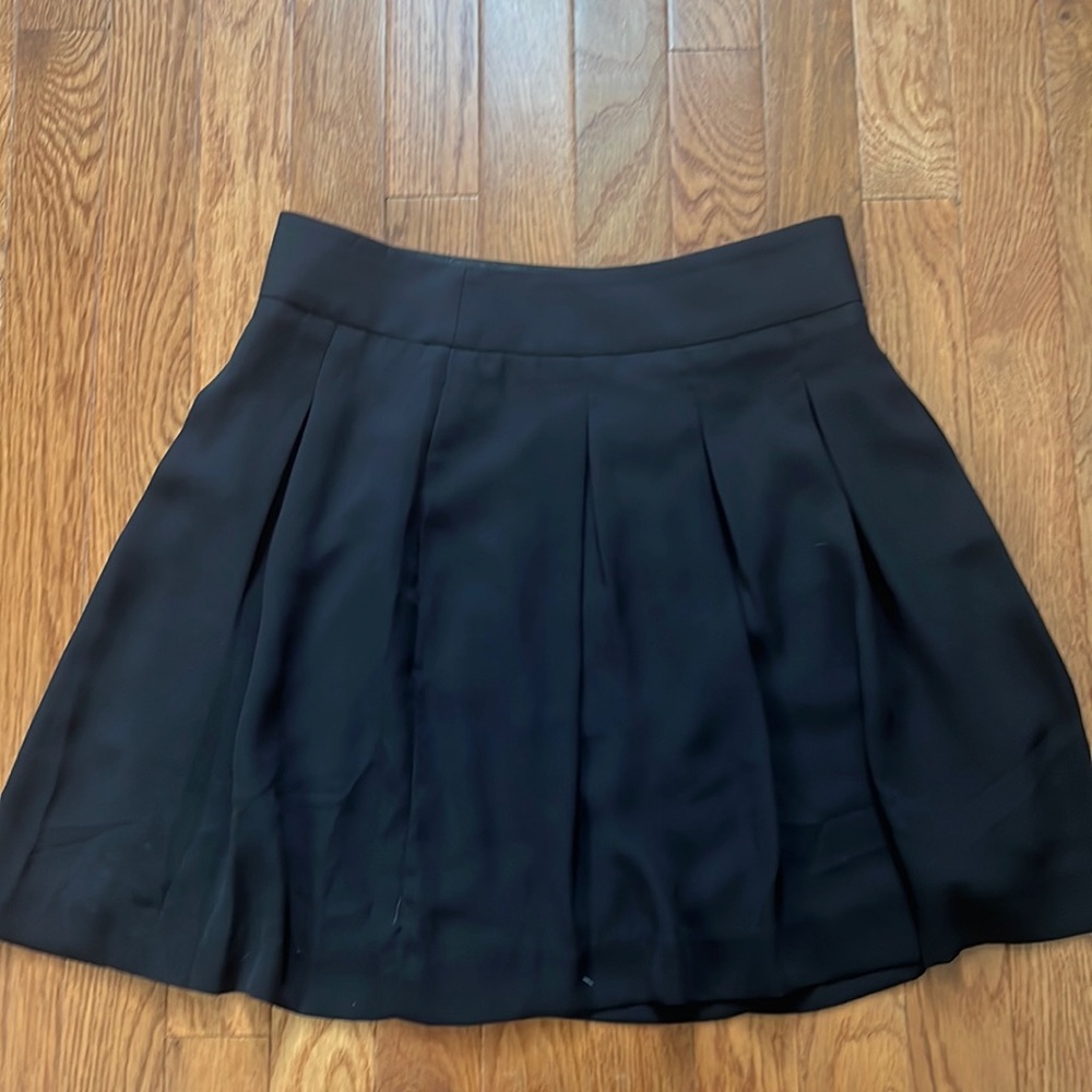 Banana Republic pleated work skirt black 0P petite